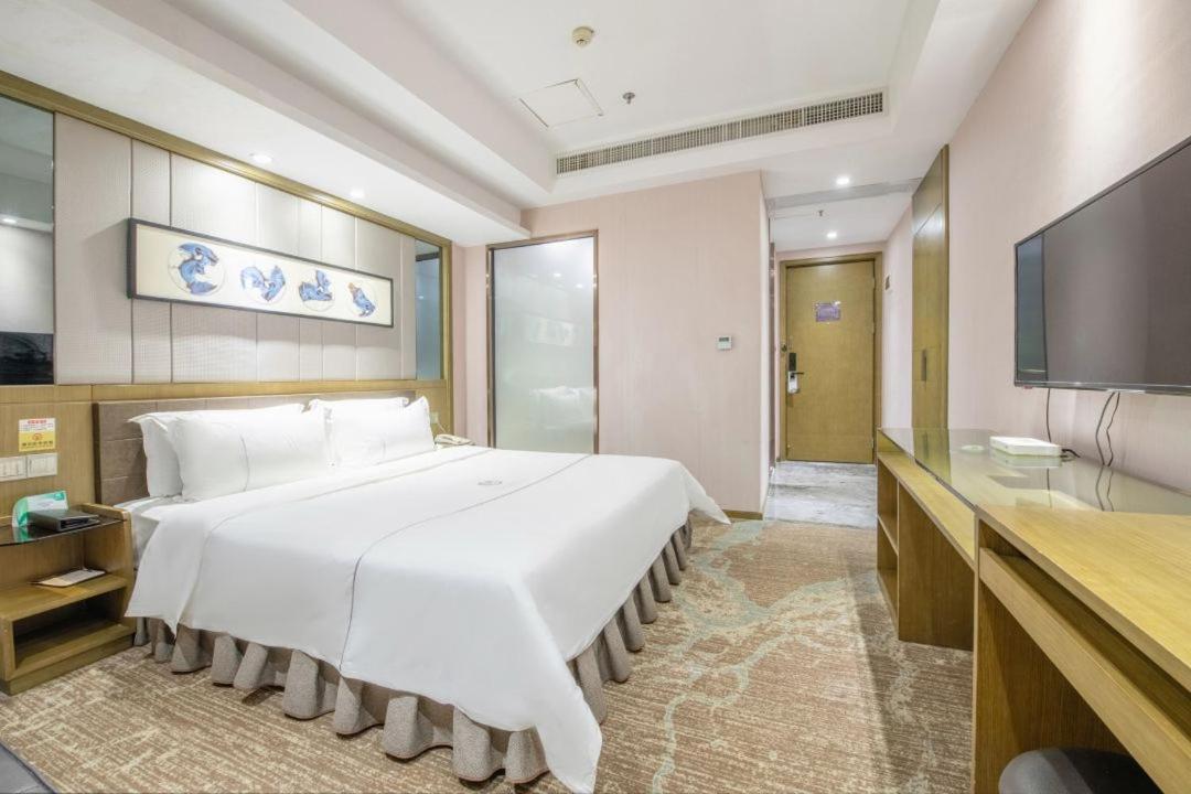 Lnsail Hotel Shenzhen Luohu Port Railway Station Extérieur photo
