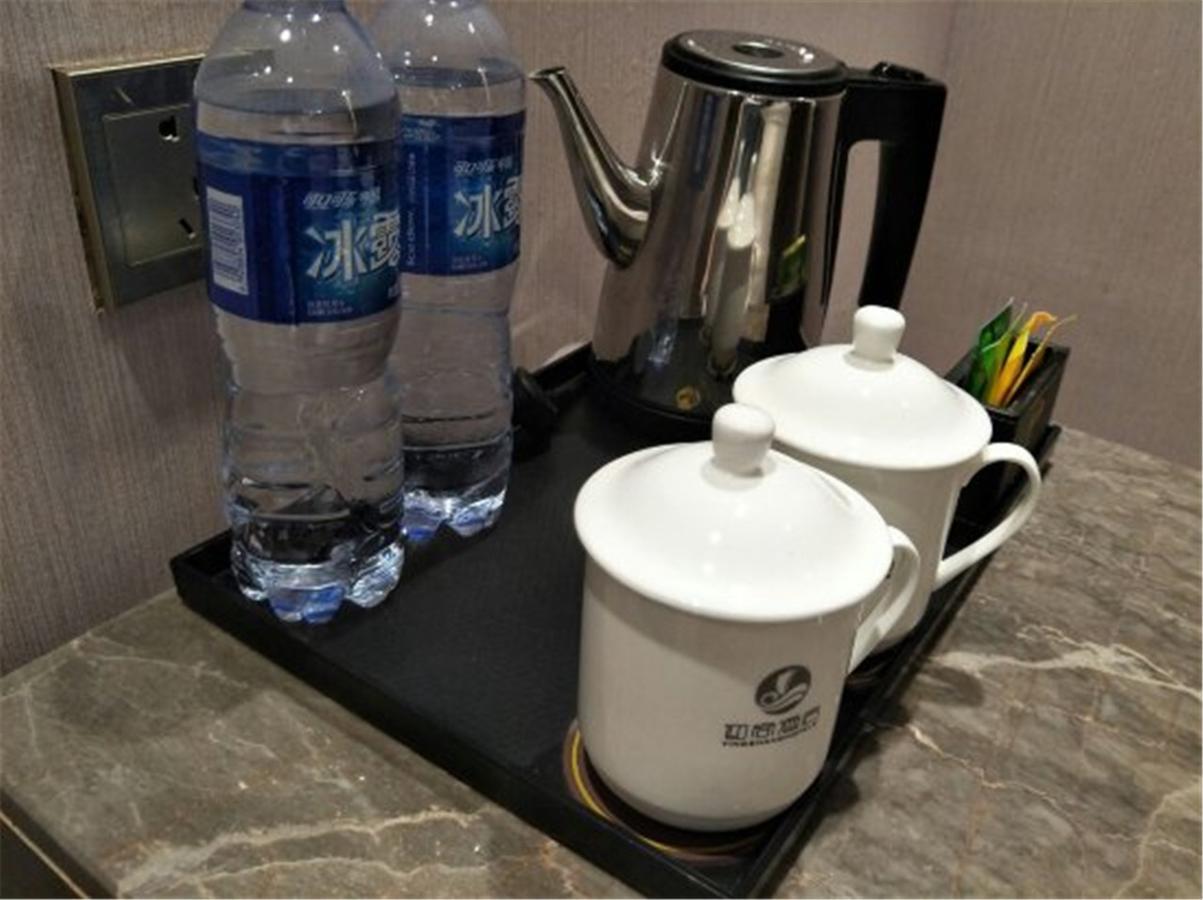 Lnsail Hotel Shenzhen Luohu Port Railway Station Extérieur photo